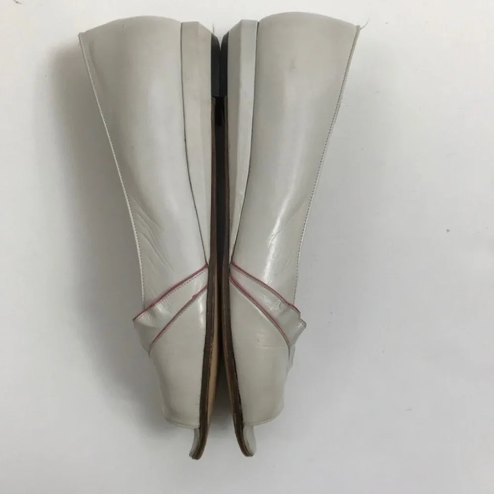 Vintage Ruffle Peep-Toe Flats‎